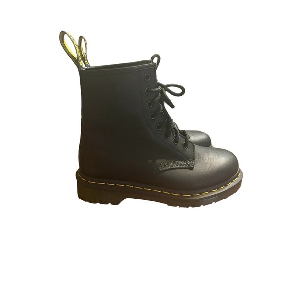 Dr. Martens 1460 MONO 8 Eye Leather Boots  BLACK SMOOTH US 4 M, US 5 L, UK 3 - Picture 1 of 16